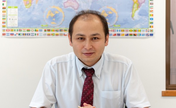 Hộ trưởng bộ giáo dục Hamit Takamasa